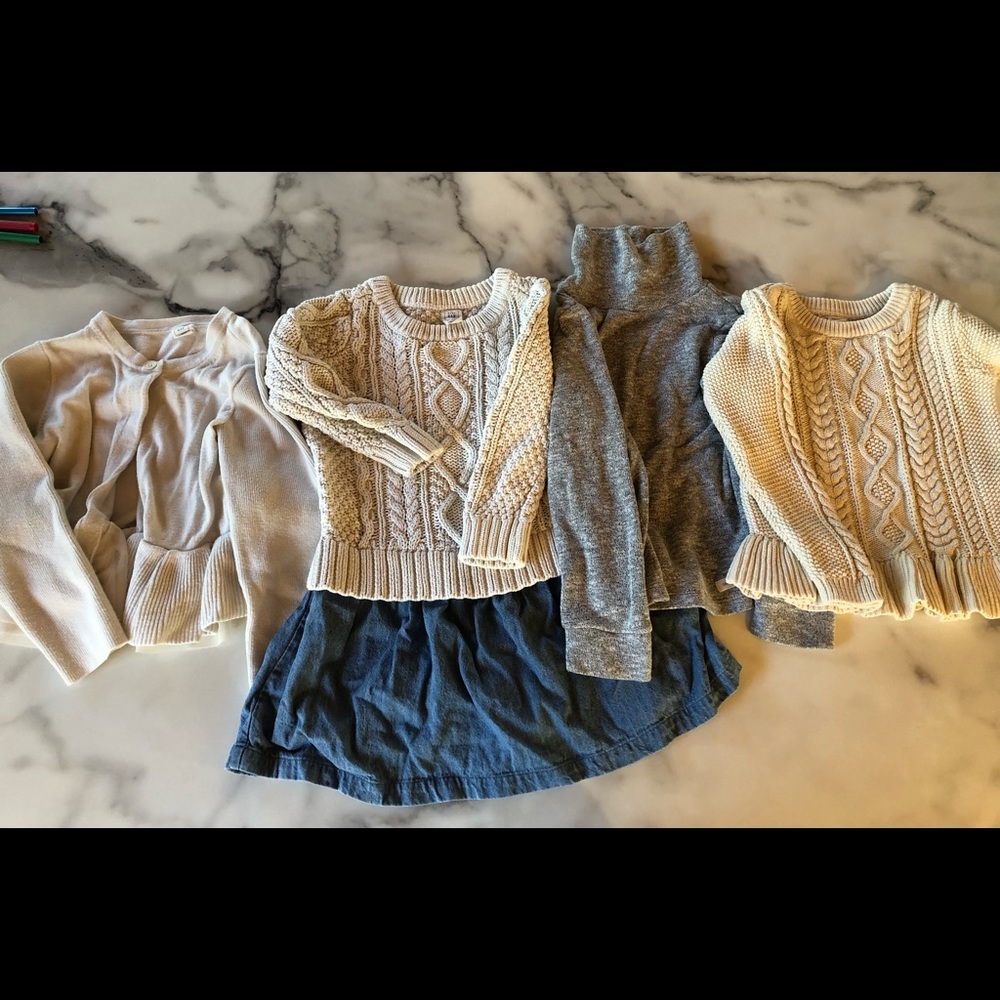 Gap Girl’s size 3-4 lot (tops, sweaters, dresses)